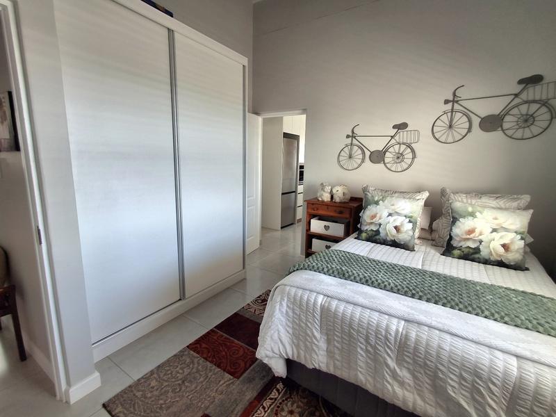 4 Bedroom Property for Sale in Da Gama Bay Western Cape